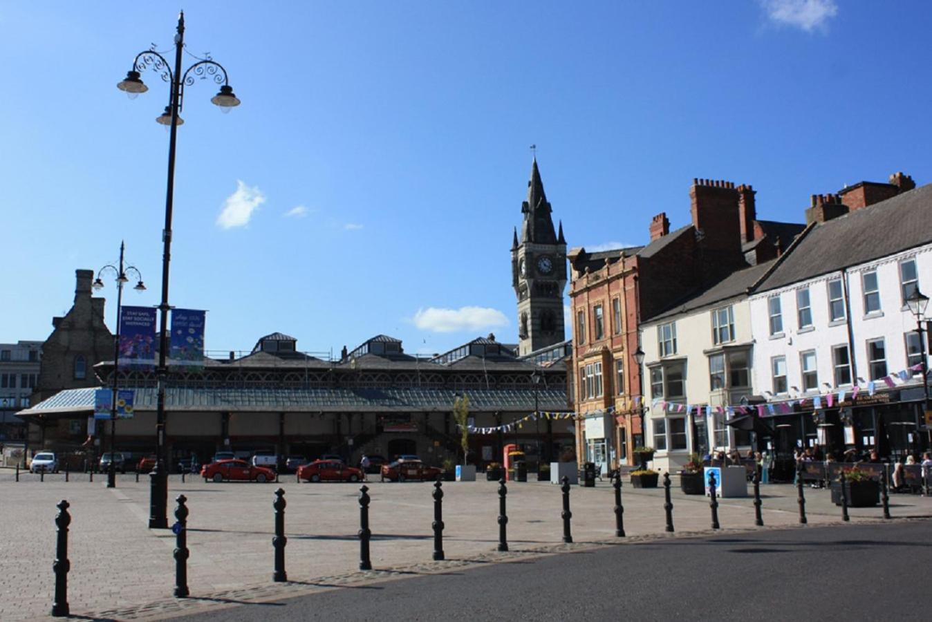 Apartment 1 Exquisite Two King Bedroom With En Suites - Close To The Town Centre, Rail, Airport And Theatre Darlington  Extérieur photo